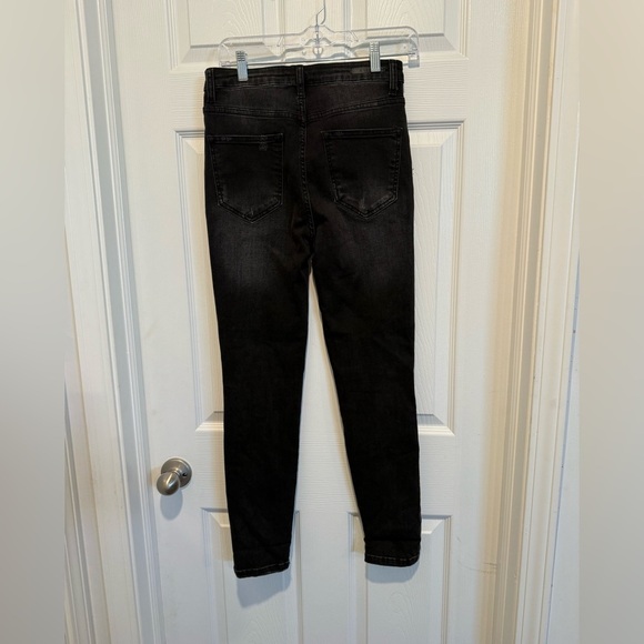 Risen Jeans - High Rise Vintage Washed Skinny Jeans Size 28/7. - Picture 4 of 8